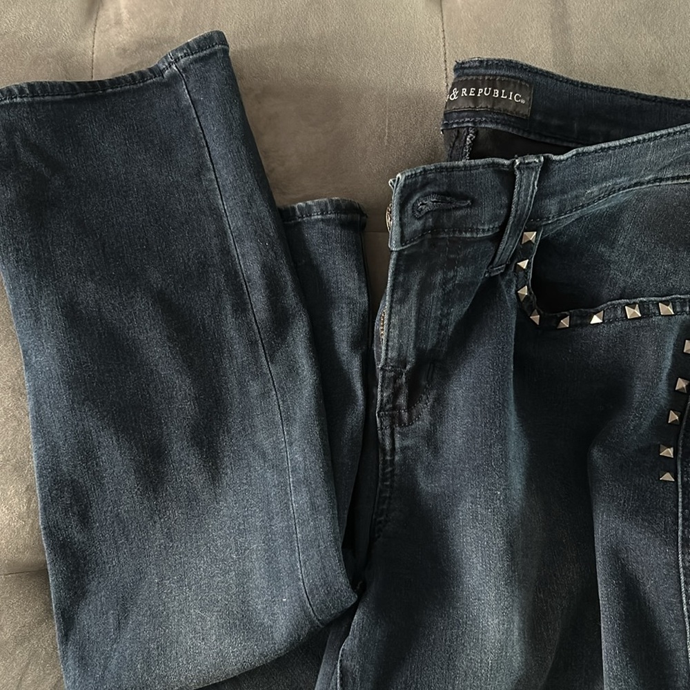 Rock & Republic Skinny Berlin Jeans in dark wash with studding detail Sz 8M NWT - Picture 12 of 12